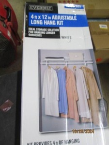 lot 32 image: 4 foot x 12inch hang kit