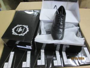 lot 118 image: case of various size shoes 18 pairs...