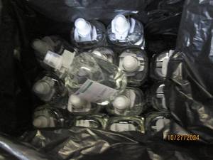 lot 156 image: 16 bottles of gojo foaming hand soa...
