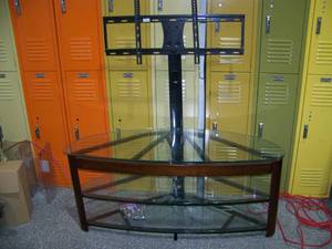 lot 22 image: Modern Flatscreen Flat Screen TV  Television Stand with Glass Shelves & Top