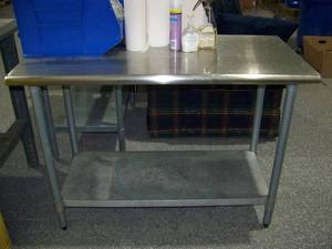 lot 30 image: Steel Table