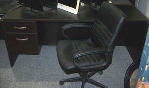 lot 35 image: Office Desk and Chair