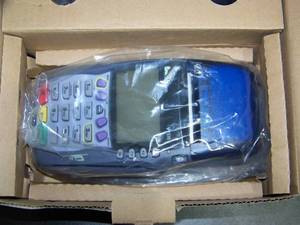 lot 40 image: VeriPhone Omni Credit Card Reader