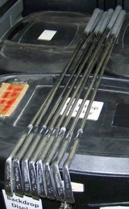 lot 80 image: Golf Clubs
