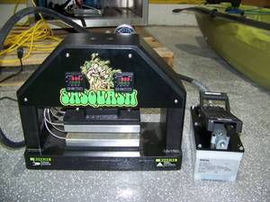 lot 98 image: Sasquash Hydraulic Rosin Press with Foot Press Pedal
