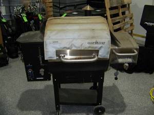 lot 101 image: Camp Chef Pellet GrillSmoker