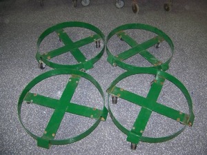 lot 124 image: Lot of 4 - Steel Drum Round Barrel Rolling Dollies  Dolly - Garbage Can Rollers