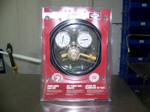 lot 127 image: New  Harris Model 301-Ar-58010 Flowgauge Flow Gauge Regulator Shielding Gas Kit #4400229