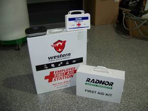 lot 143 image: Miscellaneous Lot of Emergency Medical Kits