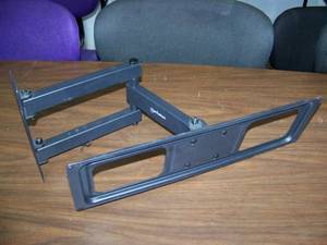 lot 168 image: Manhattan Articulating Flat Screen Wall Mount