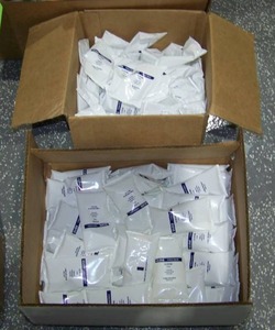 lot 165 image: Uline 3-Ounce Single-Use Cold Packs - Part Number S-19785