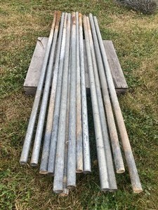 8 Fence Posts (Lot of 13)