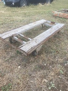 Vintage Manufacturing Cart