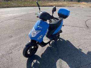 lot 16M image: 2022 CHGO GO- Moped- 3,942 MILES