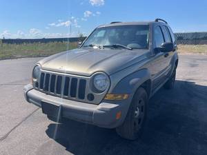lot 16F image: 2006 Jeep Liberty Sport - 2 OWNERS - 4X4