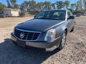 lot 17F image: 2011 Cadillac DTS Premium Collection