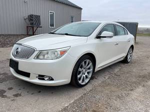 lot 16 image: 2012 Buick LaCrosse Touring -  2 OWNERS
