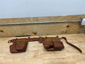 lot 73 image: MCGUIRE-NICHOLAS Masters 52.5 in. Brown Leather Rig (2-Bag)