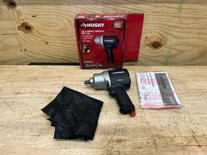lot 39 image: HUSKY 800 ft.lbs. 12 in. Impact Wrench