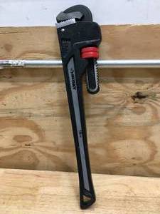 lot 56 image: Husky 18 Wrench