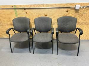 lot 117 image: Lot of 3- OfficeLobbyWaiting Room Chairs