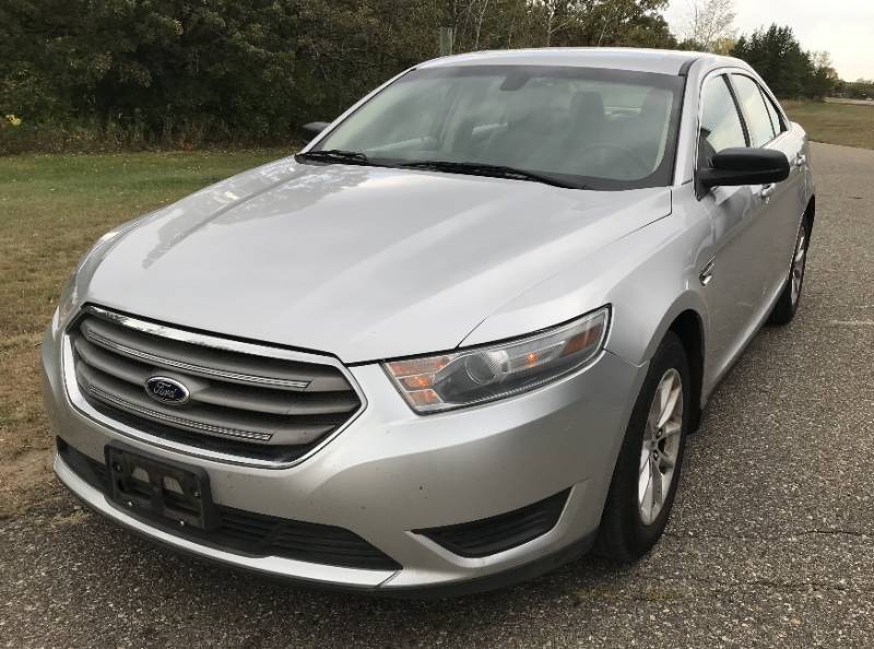 2014 Ford Taurus SE