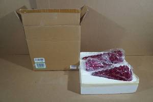 lot 8 image: 3-Piece Glass Christmas Tree Shaped Light-Up Dcor 11107