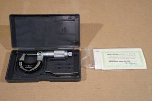 lot 30 image: Mitutoyo 0-1 .0001 Outside Micrometer