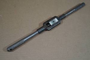 lot 41 image: Large Tapping Handle