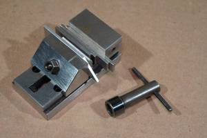 lot 46 image: 420 Stainless Steel Precision Grinding Vice