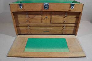 lot 55 image: Gerstner & Sons 9-Drawer Tool Chest