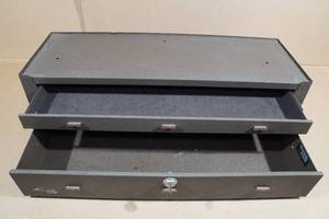 lot 56 image: Kennedy MC-28 Metal Tool Chest
