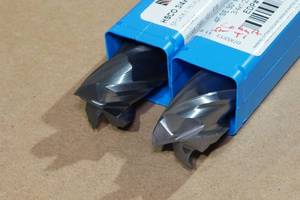 lot 63 image: 34 x 12 x 1-58 x 3-58 End Mills