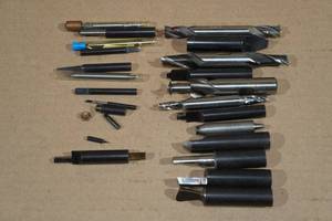 lot 66 image: High Speed Steel Cutters