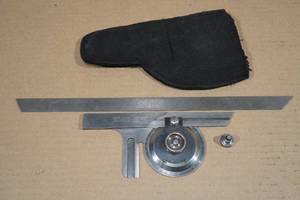 lot 77 image: Brown and Sharpe Bevel Protractor