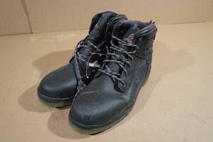 lot 173 image: Mens Size 14 Work Boots