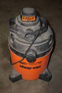 lot 185 image: 10-Gallon Shop-Vac