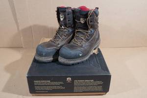 lot 230 image: Irish Setter Mens 8 Edgerton XD Work Boots -Size 13