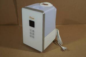 lot 263 image: Crane Warm & Cool Mist Humidifier
