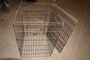 lot 316 image: 8-Panel 3 Metal Animal Playpen Fence with Gate