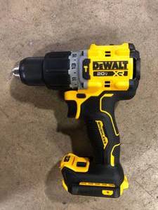 DEWALT 20V Compact Cordless 12 in. Hammer Drill (Tool Only)   Customer Returns See Pictures