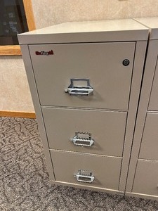 lot 1 image: 3 Drawer Fire King Locking File Cabinet