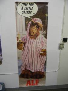 lot 74 image: VINTAGE 1987 ORIGINAL ALF FULL SIZE POSTER - LARGE APPROX 26 By 75 - RARE - GREAT PIECE - APPROX 26 By 75 - SEE PICTURES