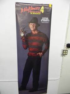 lot 76 image: VINTAGE NIGHTMARE ON ELM STREET 4 ADVERTISING POSTER - APPROX 26 By 76 - GREAT PIECE - SEE PICTURES