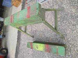 Pair of John Deere themed metal fol...