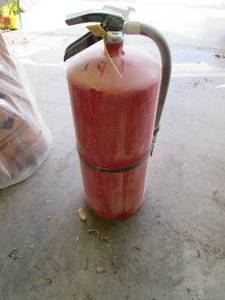 Large 20lb Kidde chemical fire exti...