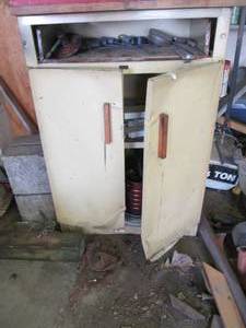 Metal base cabinet or lower tool bo...