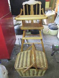 Vintage Wood baby high chair us dua...