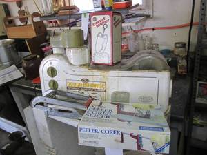 Donut maker, peelercorer and other...