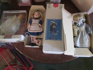 Bundle of (4) porcelain dolls in or...
